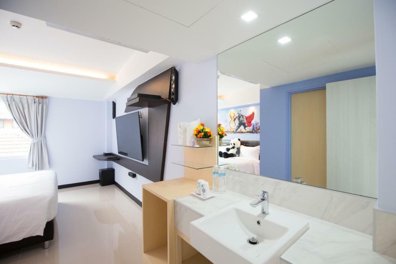 Lucky Panda Hotel Chiang Mai Ngoại thất bức ảnh