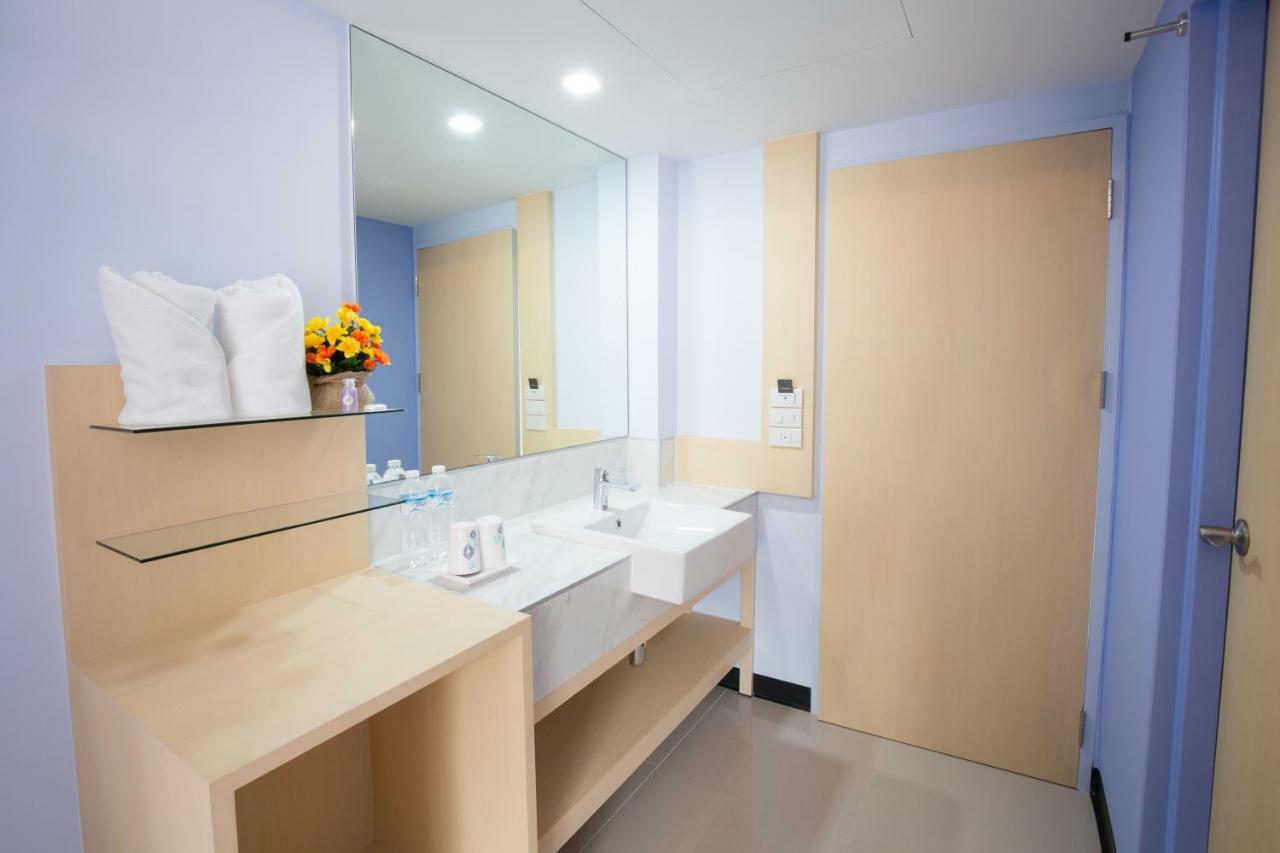 Lucky Panda Hotel Chiang Mai Ngoại thất bức ảnh